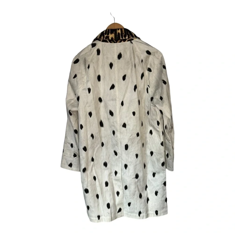 Burberry ANIMAL-PRINT COTTON-TWILL TRENCH COAT IN WHITE,BLACK,BROWN Size - Picture 9 of 16